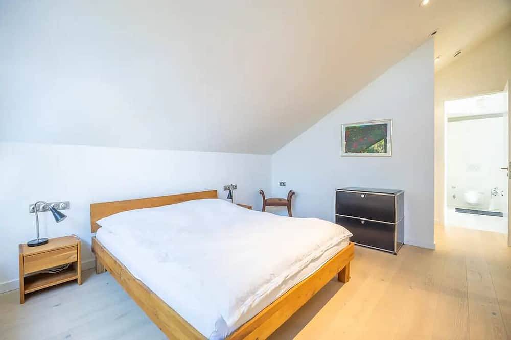 Ganze Wohnung, Super Penthouse We16 + private Dachterrasse, top Lage Aachen in Aachen, Rheinland