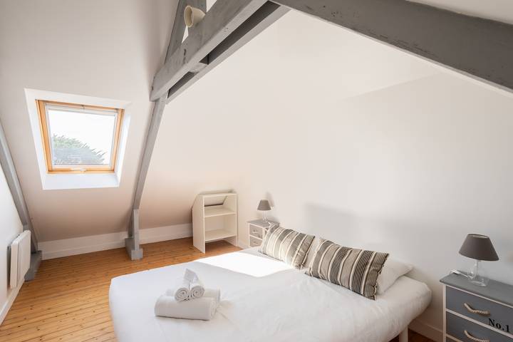 Location de vacances pour 10 personnes, avec jardin à Lancieux - 4