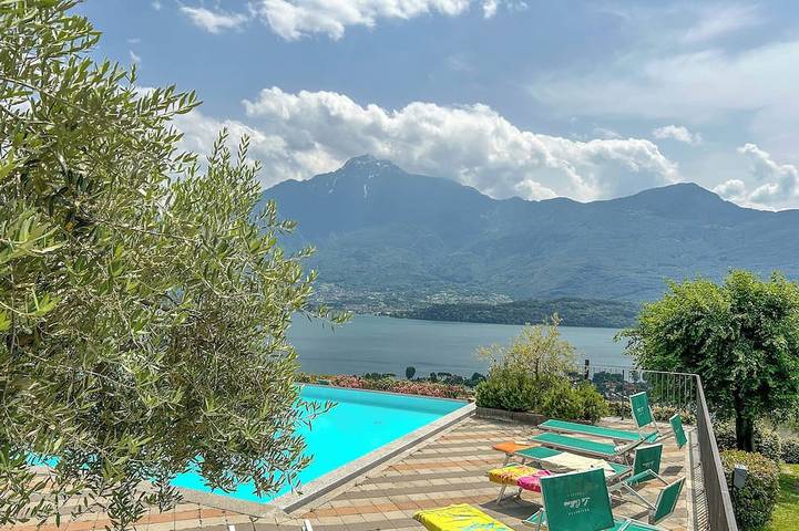 Bungalow für 4 Personen, mit Balkon und Garten sowie Pool