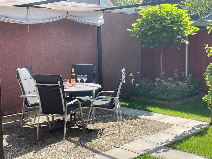 Ferienwohnung für 3 Personen, mit Garten