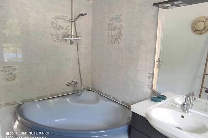 Location de vacances pour 4 personnes, avec jacuzzi ainsi que jardin et terrasse, animaux acceptés dans Plage de Puys - 4