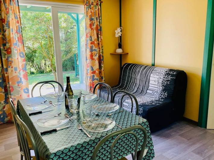 Gîte pour 6 personnes, avec piscine et terrasse à Camon - 3