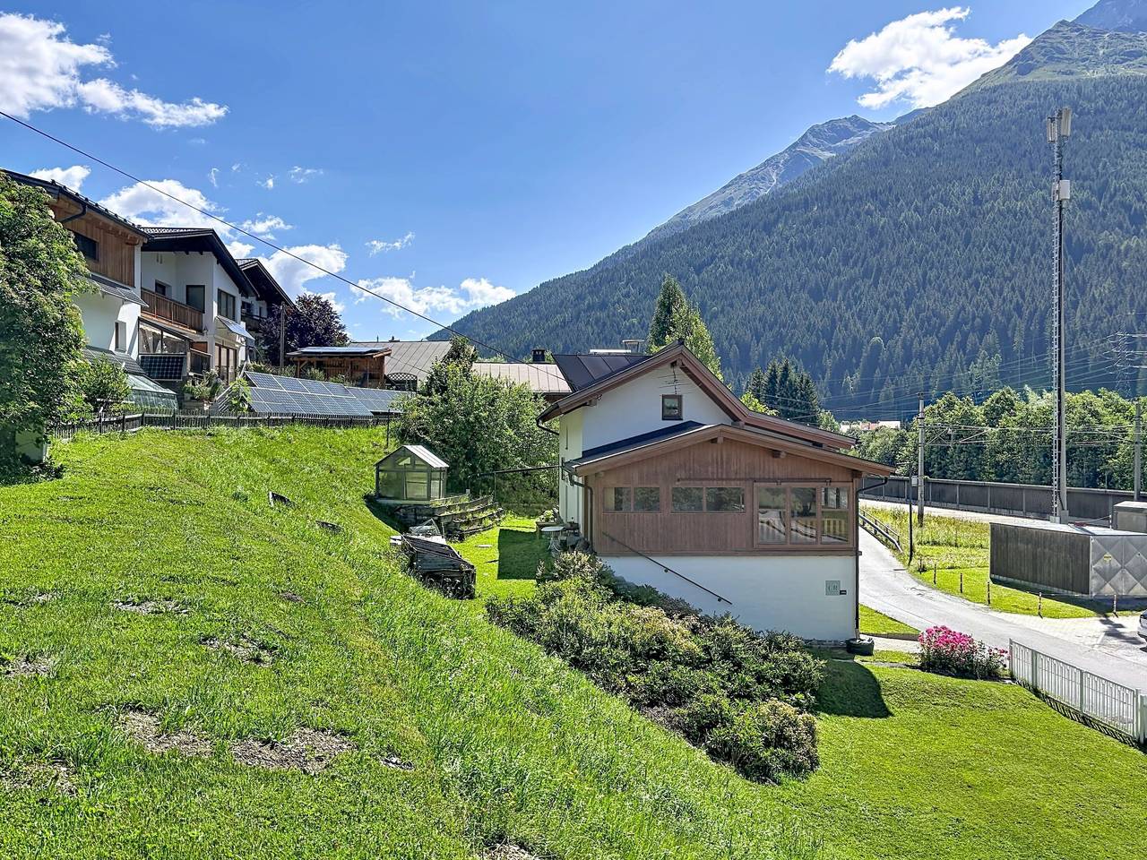 Resimini in Lechtaler Alpen, Pettneu am Arlberg