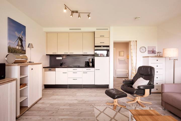 Ganze Ferienwohnung, Haus Langeneß 9 in Raucherstrand, Wyk auf Föhr