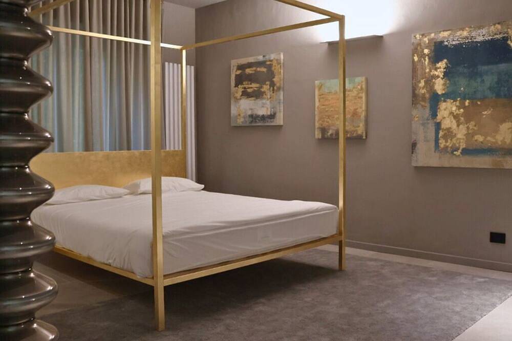 In the heart of the city center, just minutes away from major attractions in Biella, Biella Provinz