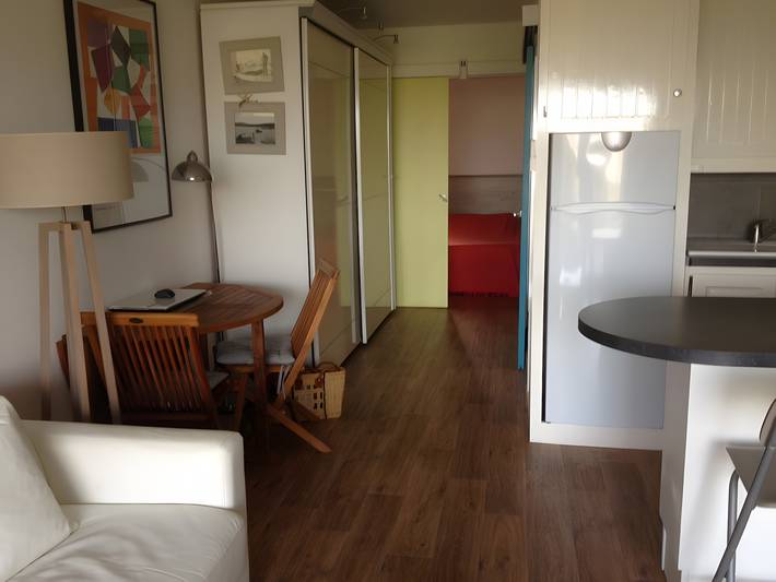 Apartamento entero, Apartamento 'Con Terraza Cerca del Mar' con Vista a la Montaña, Terraza Privada y Aire Acondicionado in Macinaggio, Rogliano