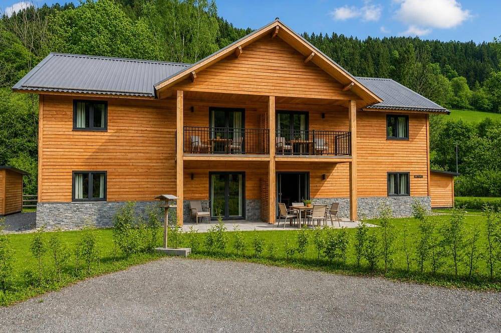 Ganze Wohnung, Exklusives Apartment an einem See mit Bergblick in Afritz am See, Villach-Land