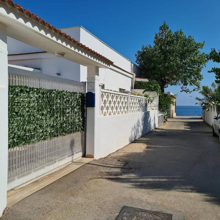 Ferienwohnung für 4 Personen, mit Terrasse und Garten sowie Pool und Ausblick
