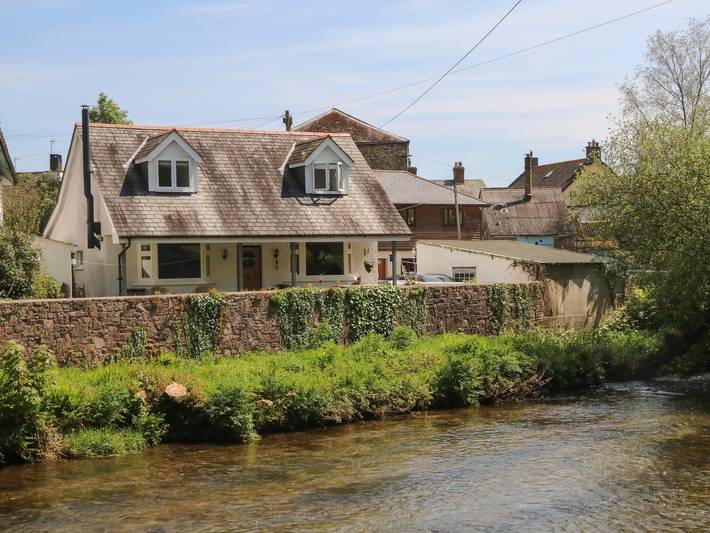 Cottage for 6 people, with Terrace in Dulverton