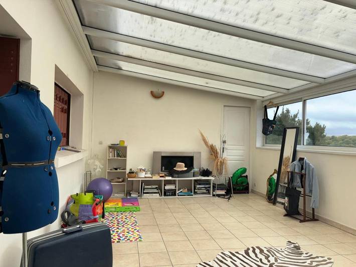 Gîte pour 4 personnes, avec terrasse et vue à Noisy-le-Sec - 2