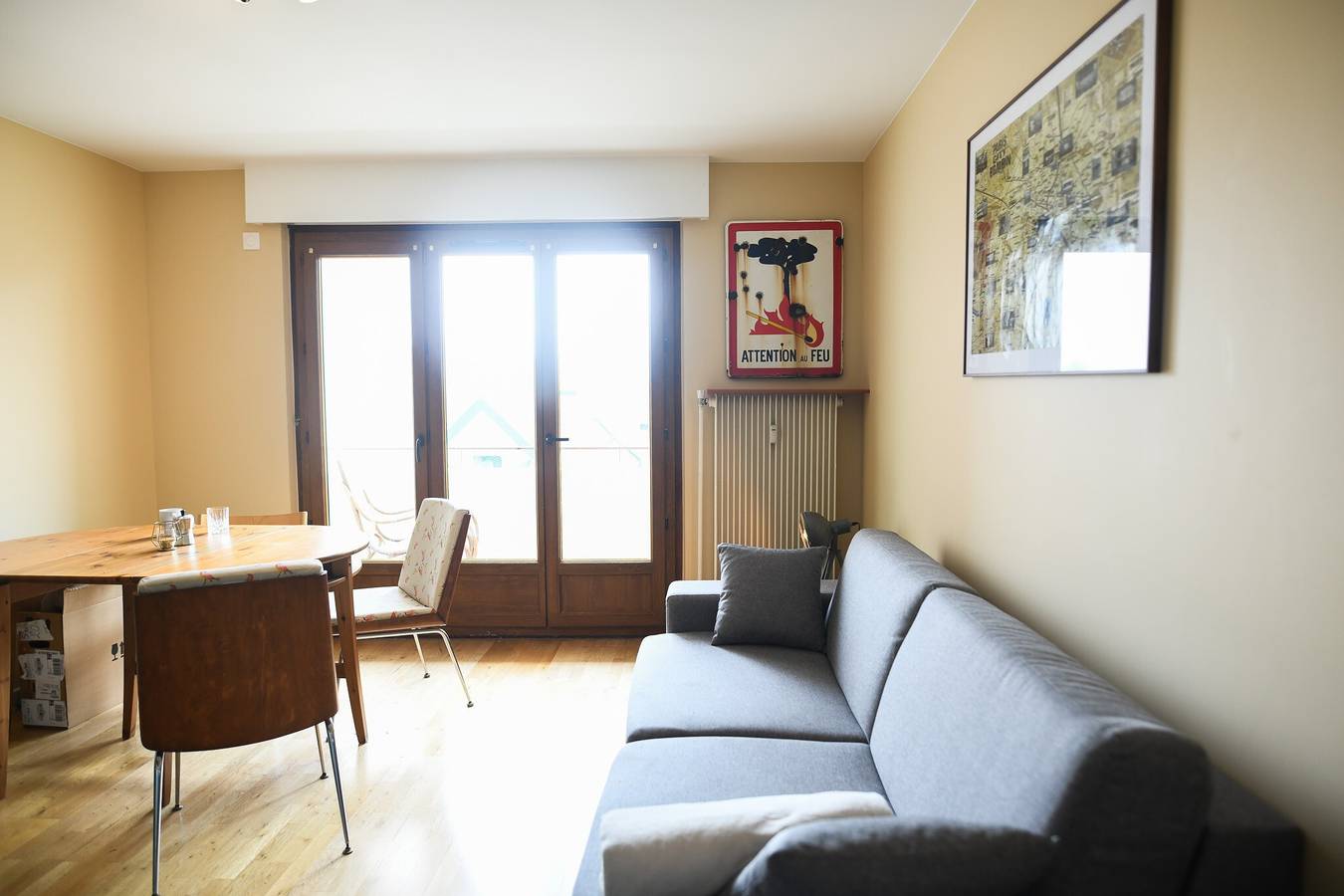 Appartamento intero, Appartamento 'Urban Gallery Grand' con vista sulle montagne, balcone e Wi-Fi in Ambilly, Saint-Julien-en-Genevois e dintorni