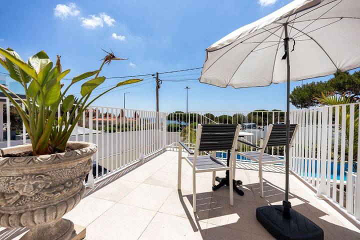 Maison d’hôte pour 2 personnes, avec Jardin et Piscine à Estoril