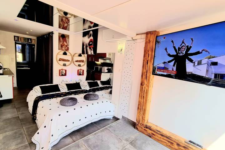 Gîte pour 2 personnes, avec terrasse dans Cap d'Agde naturiste - 3