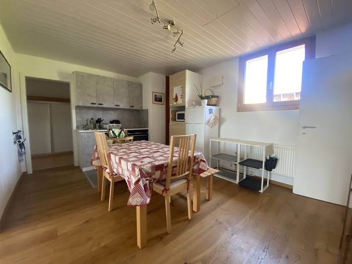 Gîte pour 5 personnes, avec jardin dans Canton du Jura - 2