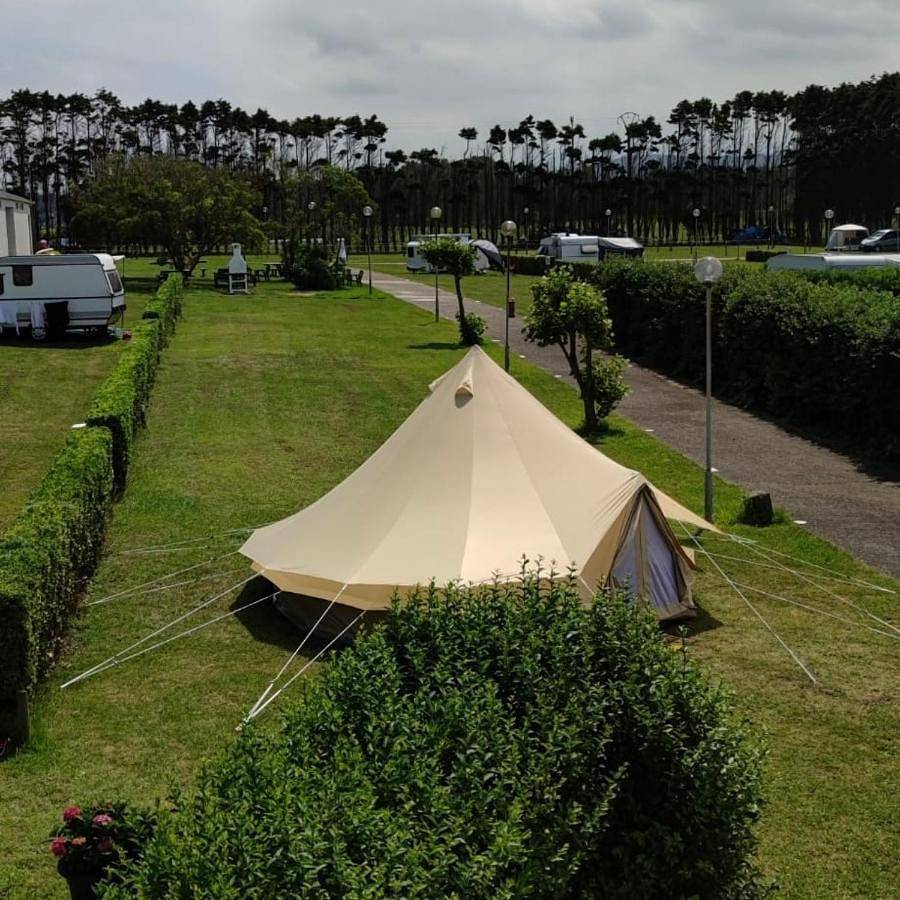 Tienda de lujo 4 personas - Camping Playa de Tapia in Playa De Los Campos (Tapia de Casariego), Tapia de Casariego