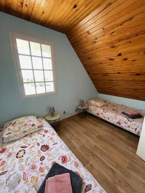 Double Room with Private Bathroom in Ouessant, Région de Brest