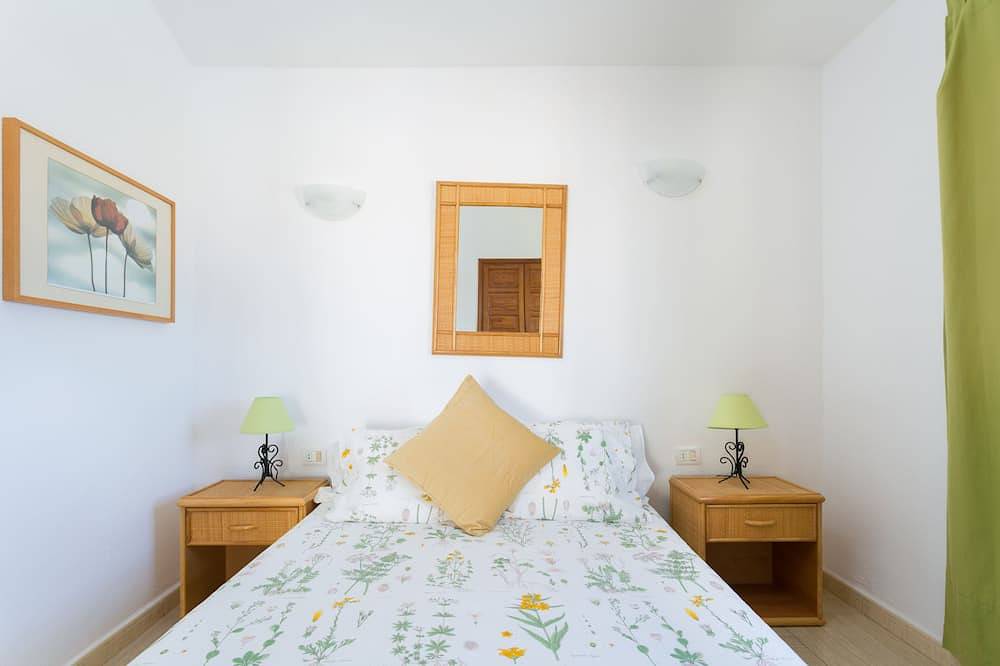 Luxury Sunny Holiday Home With Breathtaking Views And Heated Private Pool in Las Adelfas, Amarilla Golf