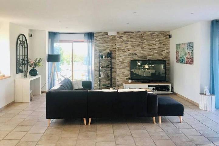 Location de vacances pour 2 personnes, avec jacuzzi et jardin dans La Chapelle-Caro - 2