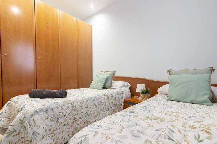 Casa cerca Bcn,  ideal empresas, 15min Firabcn, A/C in Sant Boi de Llobregat, Baix Llobregat