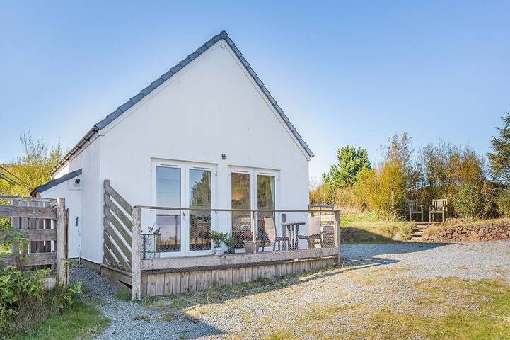 Glamping for 2 people, with garden on the Isle of Skye