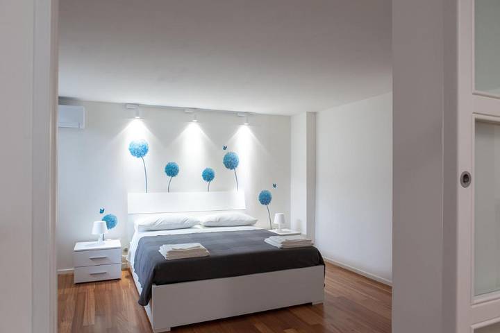 Appartamento per 7 persone, con terrazza a Novoli