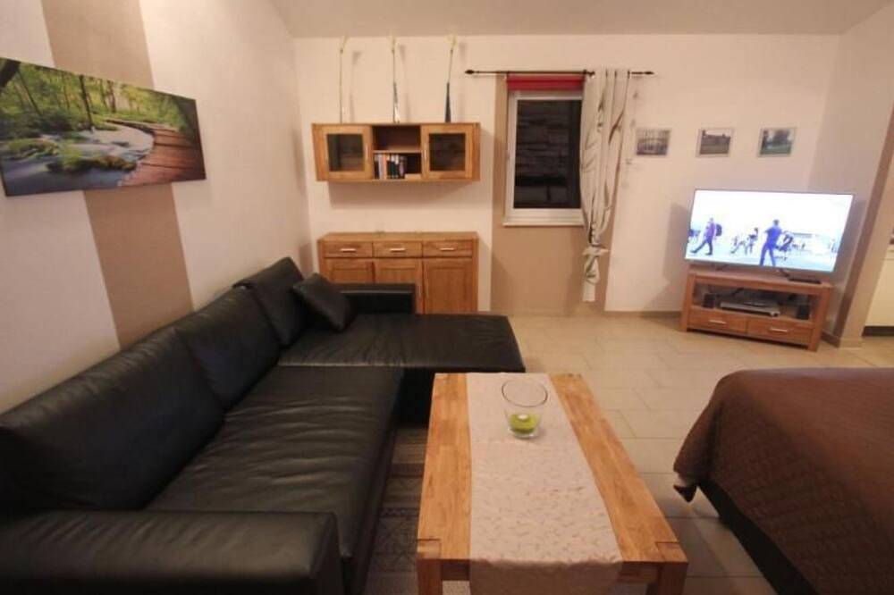 Ganze Wohnung, Mueritzbrise 3 mit Terrasse free Wifi in Ludorf, Müritz