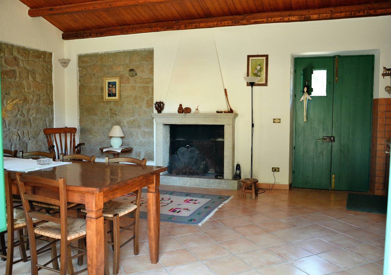 Cottage « Stazzu Spadulagliu près d’Olbia » avec vue montagne, Wi-Fi et climatisation in Telti, Olbia-Tempio