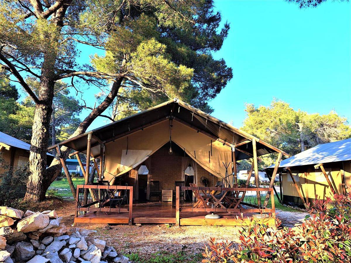 Vela Glamping - Camp Čikat - Lošinj in Mali Lošinj, Lošinj (Kvarner Bucht)