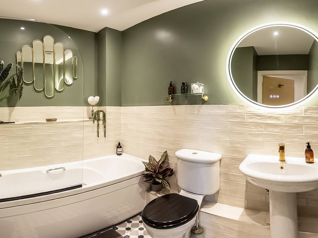 Entire apartment, The Wharf in Warwick, Warwickshire