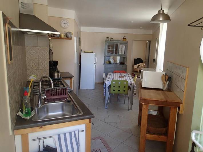 Location de vacances pour 3 personnes, avec terrasse à Méounes-lès-Montrieux - 3