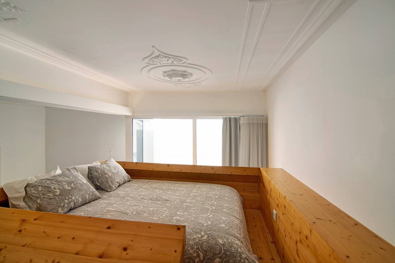 Studio 'Casa Vermelha I' met terras, Wi-Fi & airconditioning, foto 12