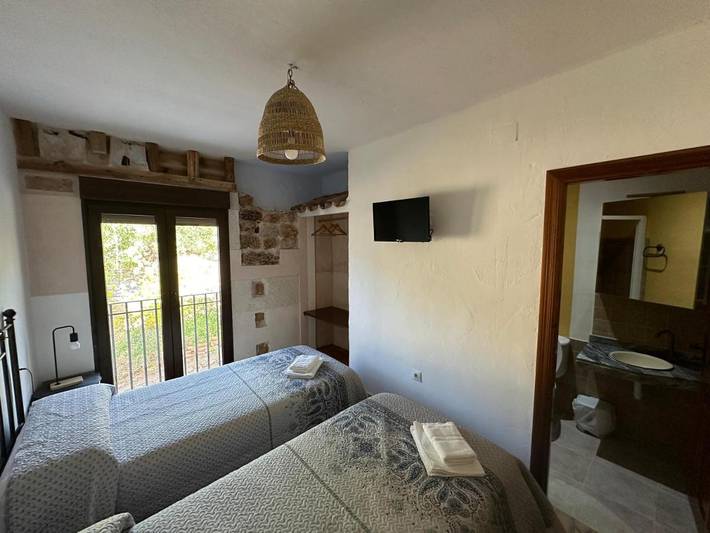 Maison de campagne pour 2 personnes, avec vue et jardin ainsi que piscine et terrasse, animaux acceptés à Hornos - 3