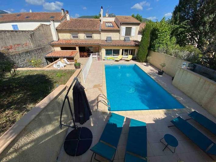 Location de vacances pour 11 personnes, avec sauna et piscine ainsi que jardin et jacuzzi à Quillan - 2