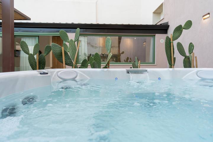 Appartement de vacances pour 4 personnes, avec jacuzzi et terrasse - 1