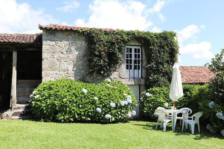 Casa de campo para 2 pessoas, com jardim, com animais de estimação em Arcos de Valdevez (Região)