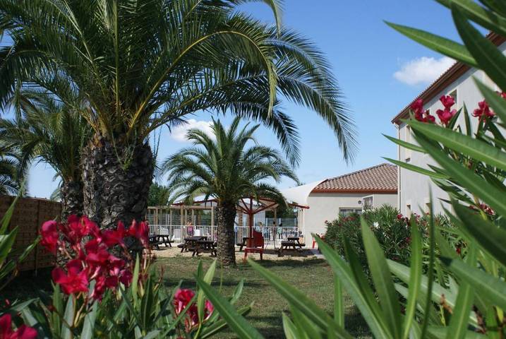 Hôtel pour 4 personnes, avec piscine et jardin à Gallargues-le-Montueux - 3