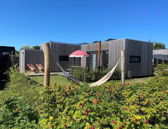 Vakantiehuis voor 6 personen, with Terras and Tuin as well as Uitzicht op Terschelling