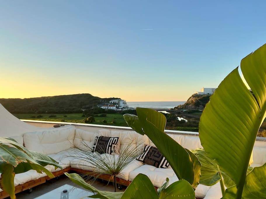 Apartamento inteiro, Santa Rita Sunset & Beach Apartment in A dos Cunhados e Maceira, Distrito de Lisboa