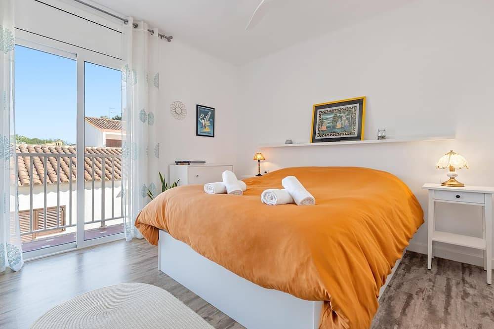 Apartamento entero, Apartamento con terraza a 250m playa y tren in Cubellas, Garraf