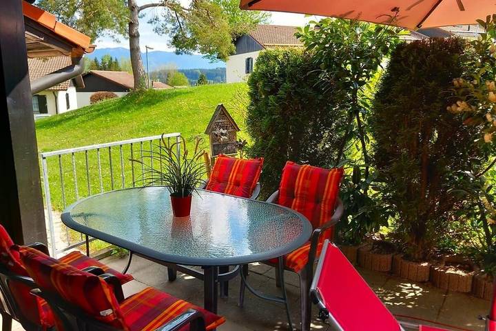 Ferienhaus für 4 Personen, mit Terrasse und Garten