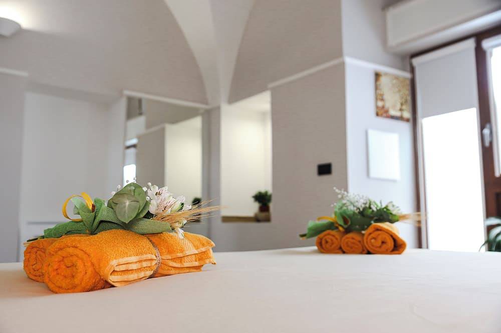 Completely renovated period house located in the historic center of the city in Triggiano, Bari Provinz
