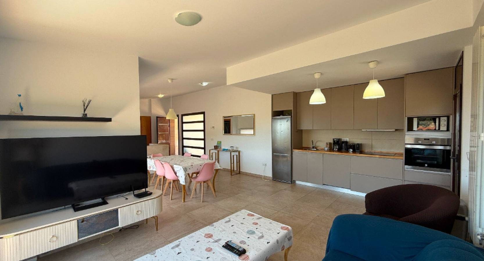 Villa 'Costacabana - Sunny Beach' con vistas al mar, piscina privada y Wi-Fi in Roca Grossa, Lloret de Mar