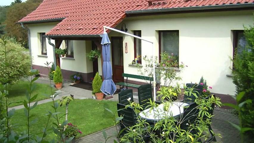 Ferienwohnung für 3 Personen, mit Garten - 1