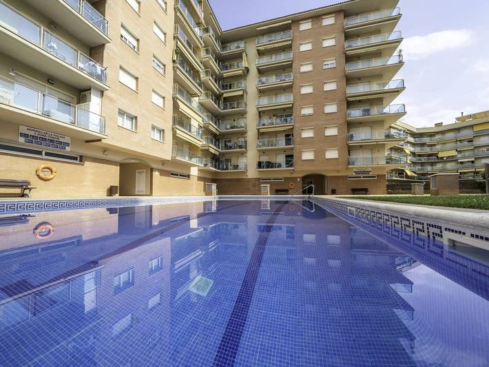 Ferienwohnung für 5 Personen, mit Balkon und Garten sowie Pool in Santa Susanna - 3