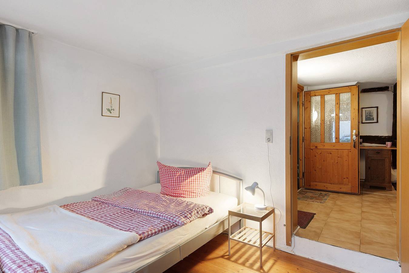 Ganze Wohnung, Apartment „Ferienwohnung 2“ mit privatem Garten und Wlan in Diefenbach, Sternenfels