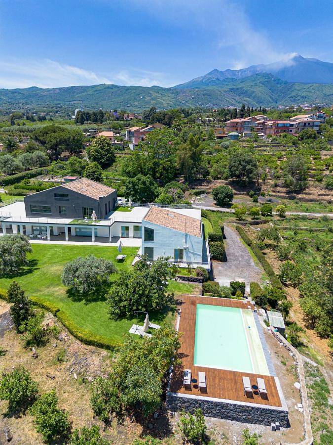 Villa Persea in Santa Venerina, Etna