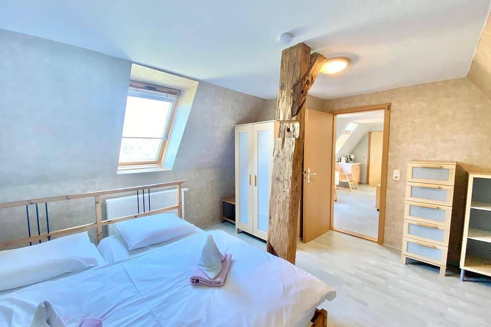 Ganze Wohnung, Kleine, gemütliche Ferienwohnung. Ideal für 2 bis 3 Personen. Haustierfreundlich in Hinterhermsdorf, Sebnitz