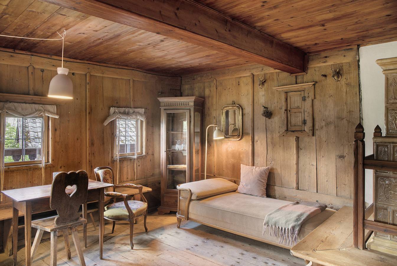 Chalet 'Berghof Moosen' with Mountain View, Private Terrace and Wi-Fi in Hart im Zillertal, Kitzbuehl alps