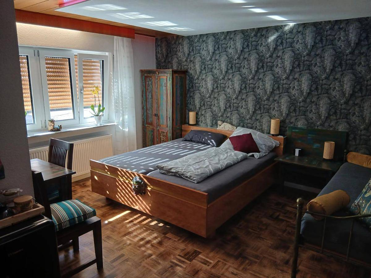 Ganze Wohnung, One-Bedroom Apartment in Östringen, Kraichgau
