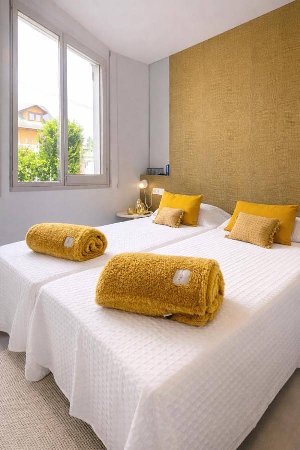 Casa rural para 10 personas, con Jacuzzi y Terraza además de Jardín y Sauna en Puigcerdá - 4